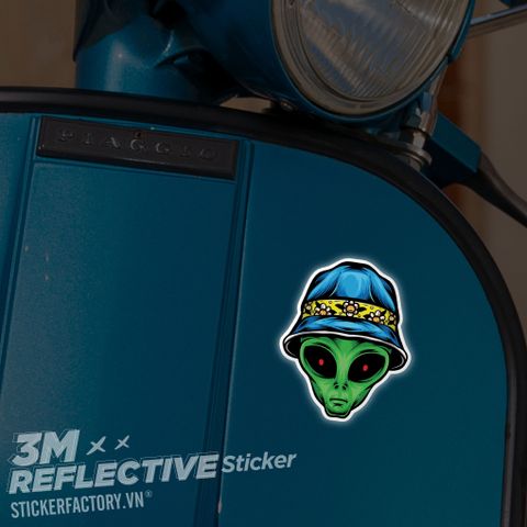  ALIEN WITH BUCKET HAT 3M - Reflective Sticker Die-cut 
