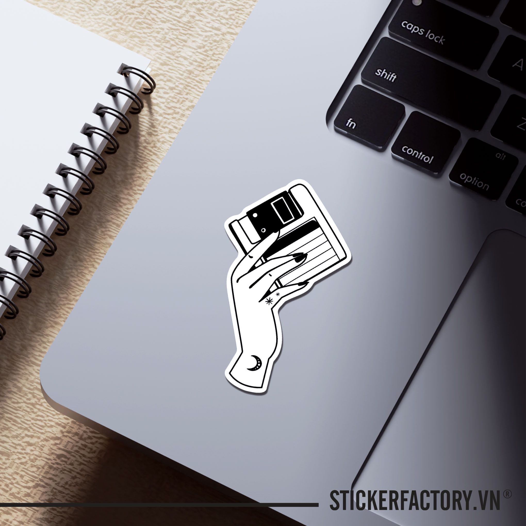 BLACKWORK HAND FLOPPY DISK 7cm - Sticker Die-cut hình dán cắt rời