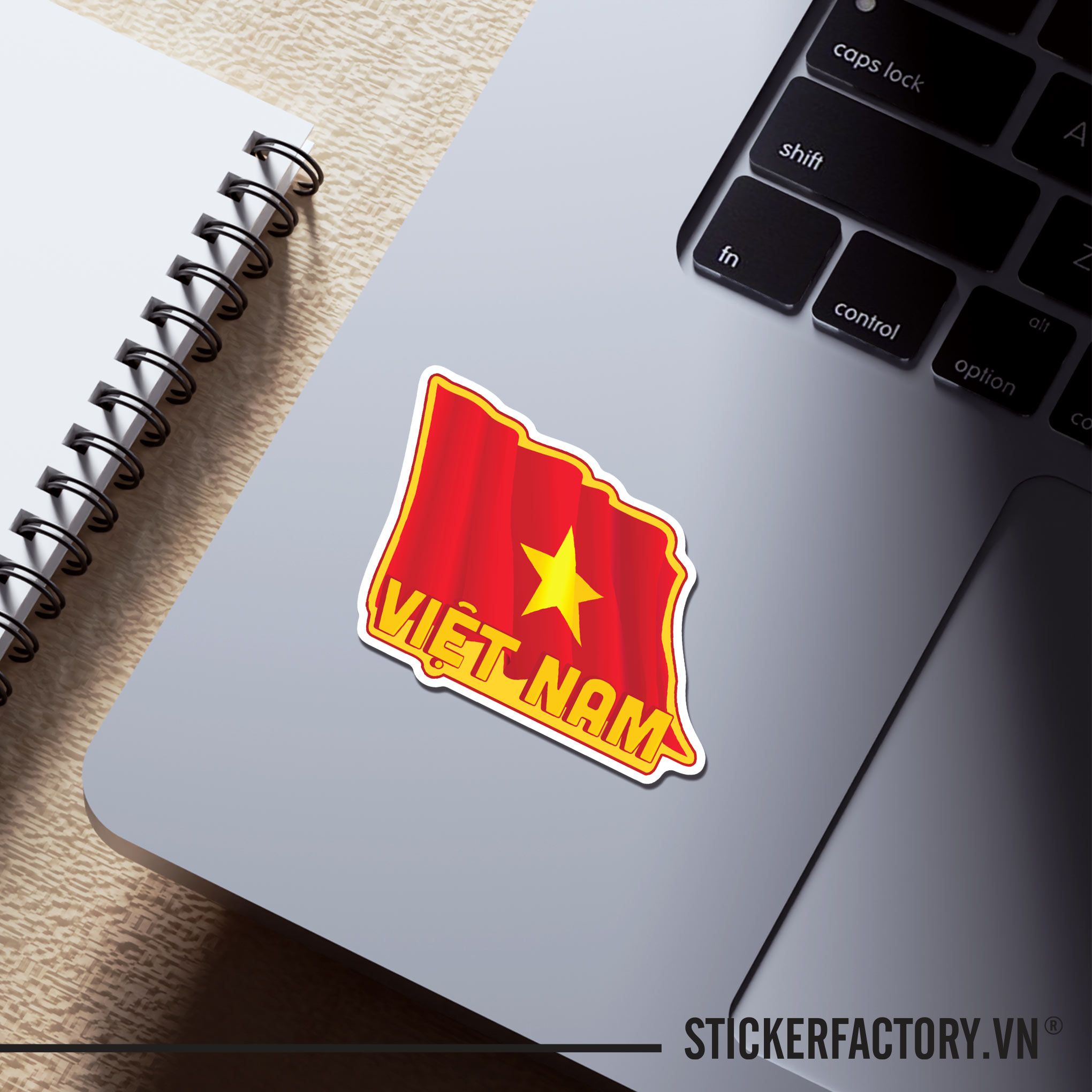 VIETNAM FLAG 7cm - Sticker Die-cut hình dán cắt rời