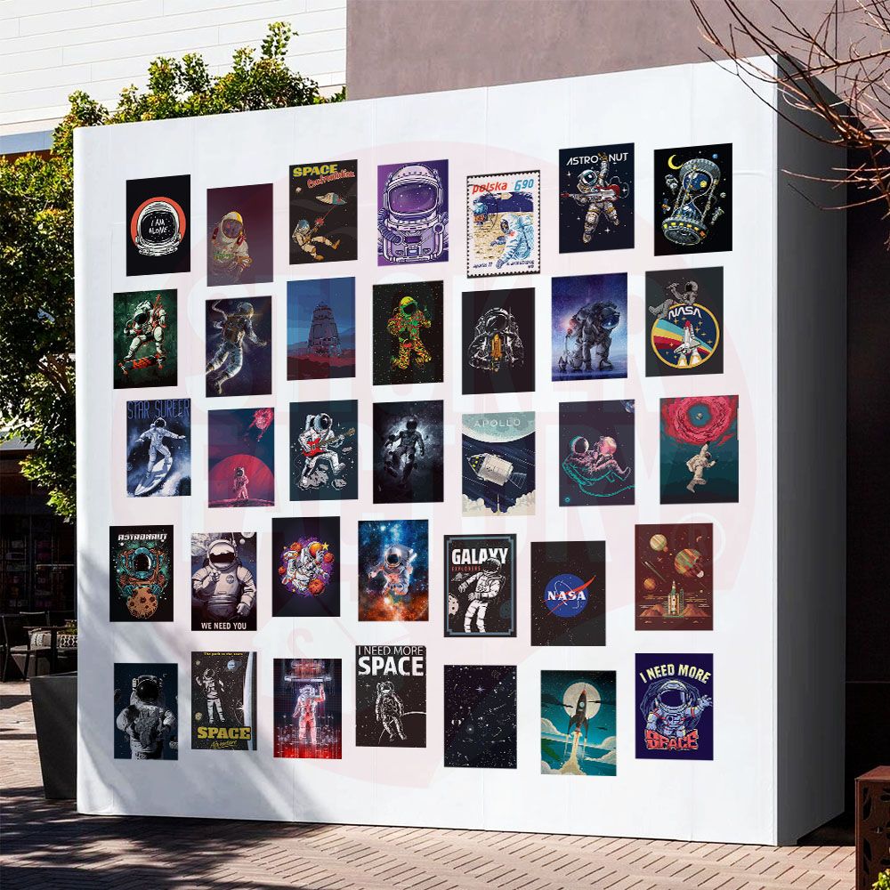 ASTRONAUT - Set 50 Poster A4 dán tường trang trí