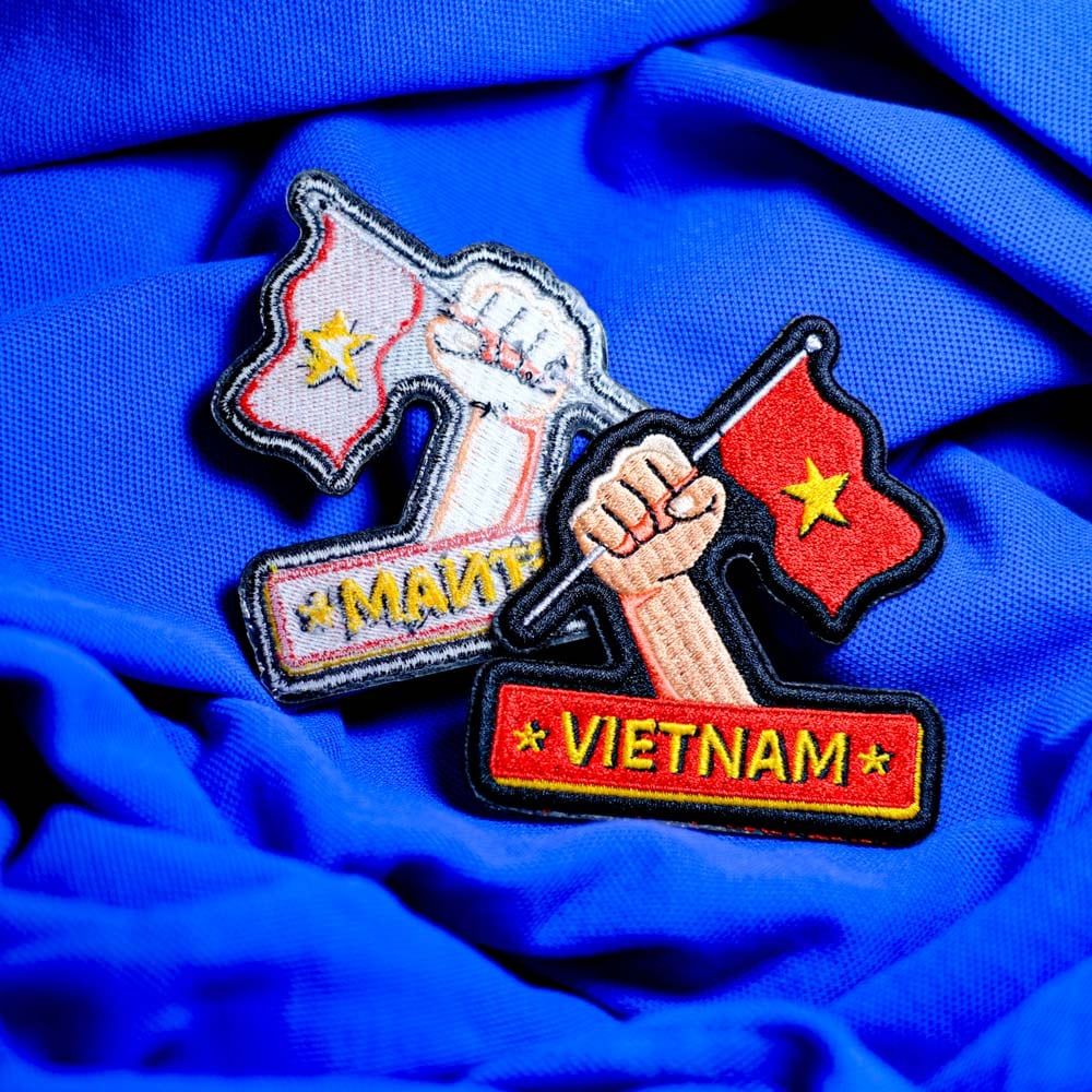 PATCH001 VIETNAM FLAG POWER HAND - Patch vải thêu ủi chuyển nhiệt
