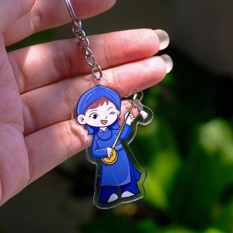  KC0010  Cô Gái Áo Chàm - Móc khóa Acrylic 