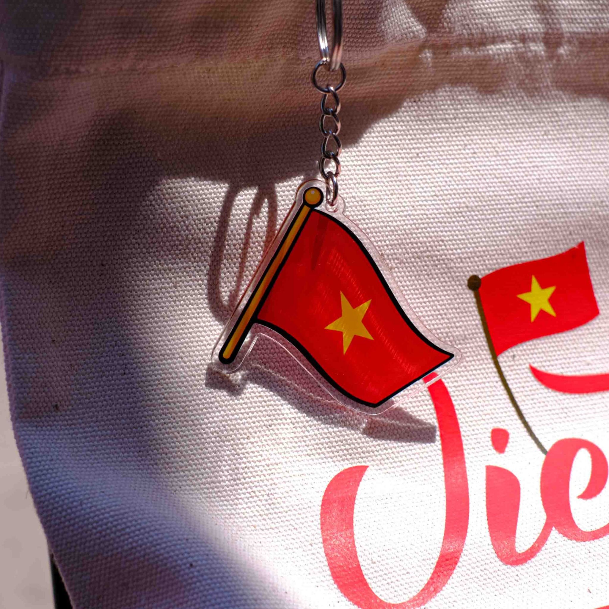KC0004 Lá Cờ Việt Nam - Móc khóa Acrylic