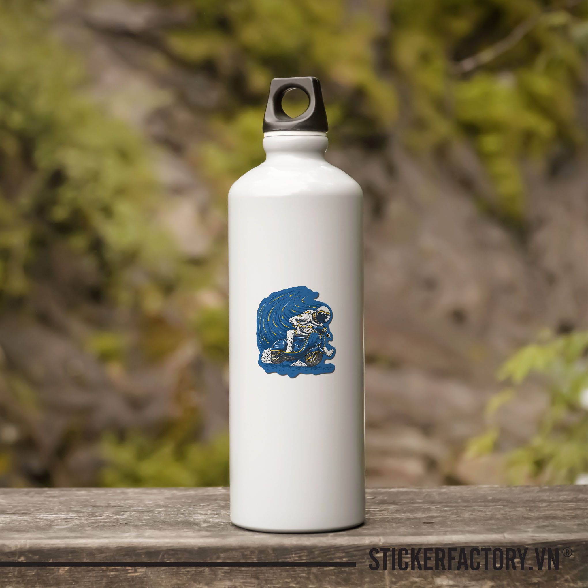ASTRONAUT BIKER BLUE SCOOTER 7cm - Sticker Die-cut hình dán cắt rời