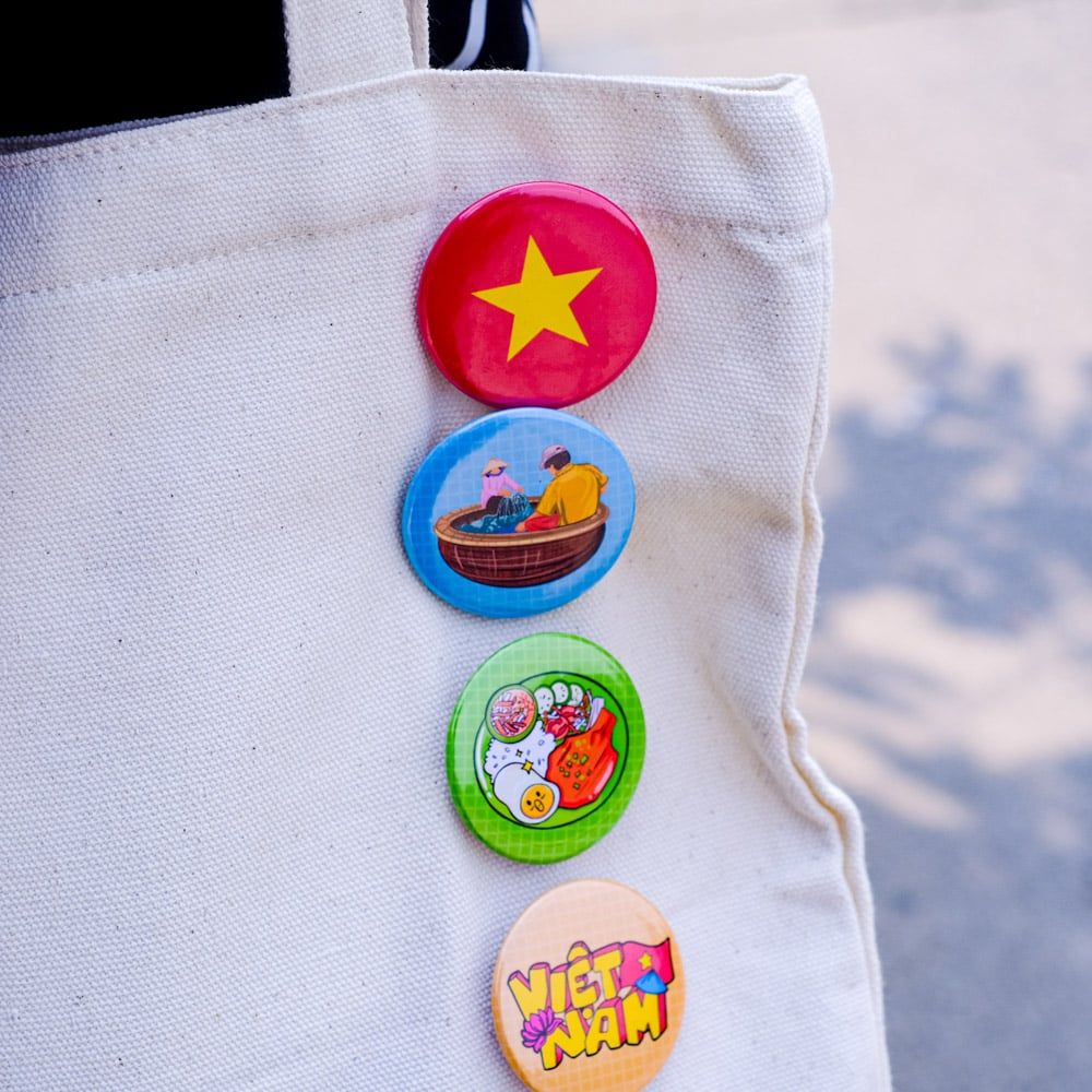 BUTT009 Xe Bán Hàng Rong Việt Nam - Set 3 Button Pin - Huy hiệu nhựa tròn