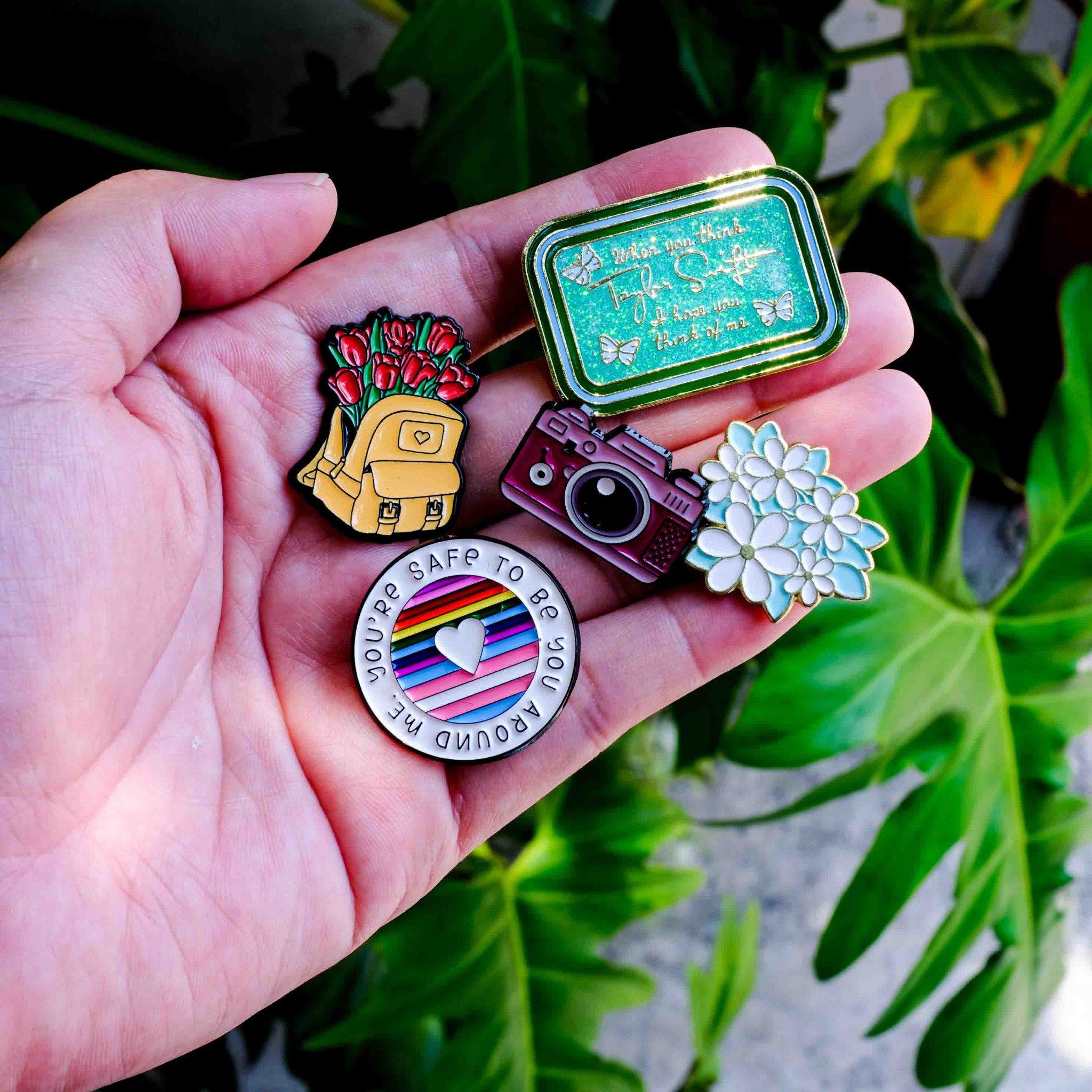 EPIN003 Duck Van Gogh - Set 4 Enamel Pin - Huy hiệu kim loại