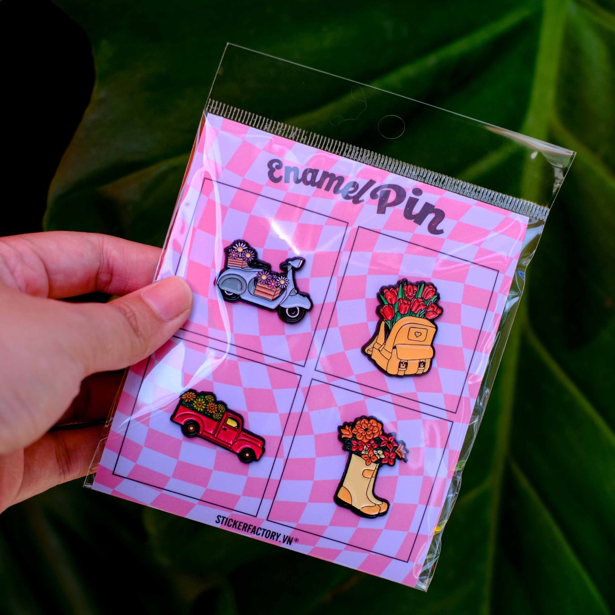EPIN029 Spring Moves - Set 4 Enamel Pin - Huy hiệu kim loại
