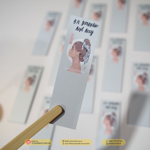  Tag giấy bế thẳng - không đục lỗ - C300 cán mờ 