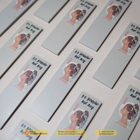  Tag giấy bế thẳng - không đục lỗ - C300 cán mờ 