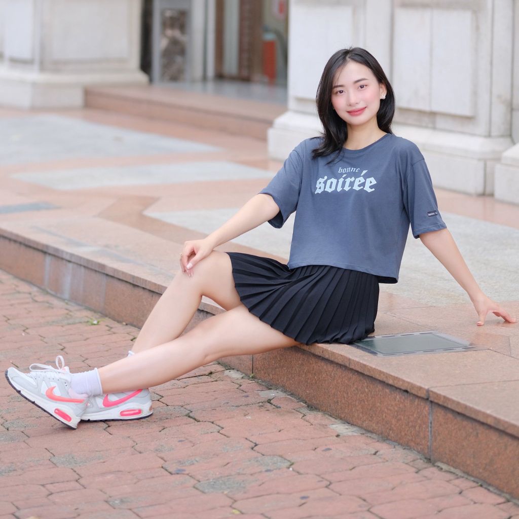 Áo thun nữ croptop rộng _ Gavani Akh Bonne Soiree