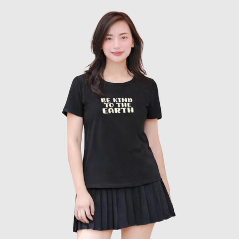 Áo thun nữ với thiết kế 2 form áo _ Gavani Akh King to the earth