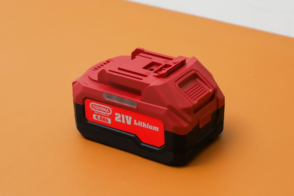 Pin lithium Oshima P21V-4.0Ah-D1