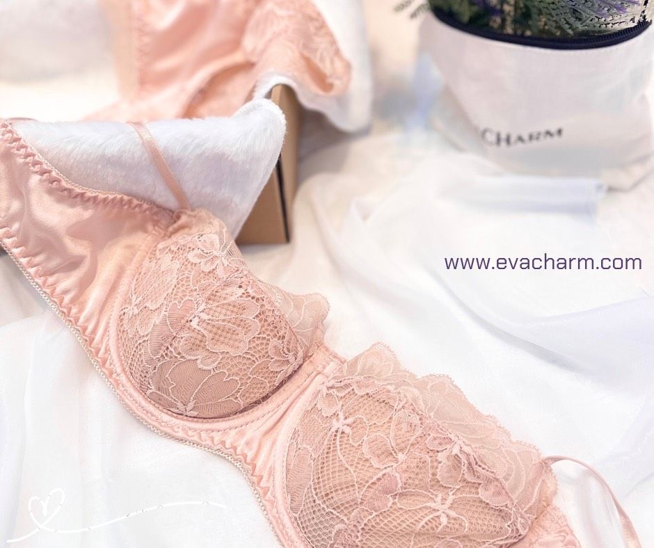 Set Bra Evacharm ren phối lụa, có gọng