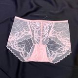  Quần lót ren mềm mịn lưng cao 