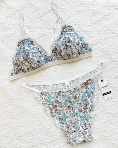  Set bra Evacharm ren dây không gọng họa tiết hoa xanh, freesize 