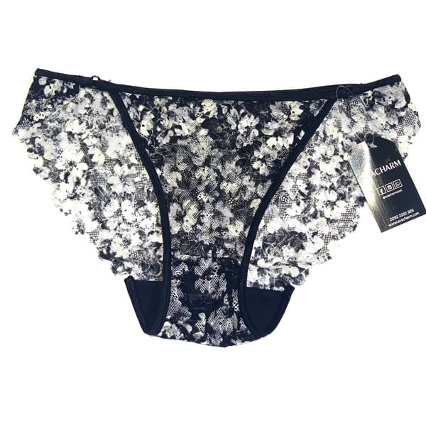  Quần lót ren họa tiết hoa trẻ trung dễ thương 
