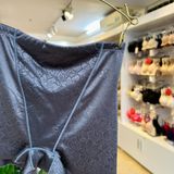  Quần mặc váy ôm bụng Benee phối ren lưới 