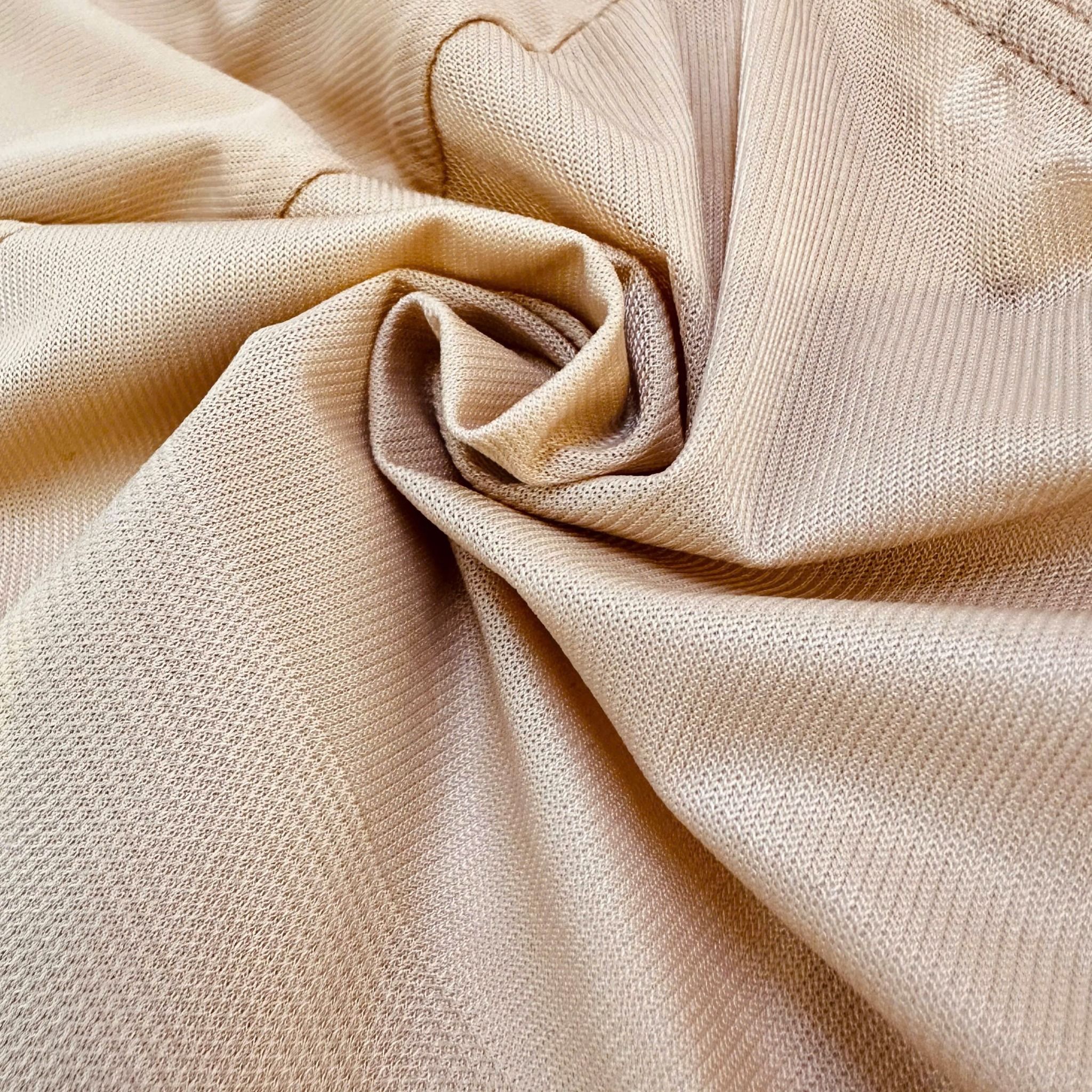  Quần lót thun lưng cao vừa, không viền mông 