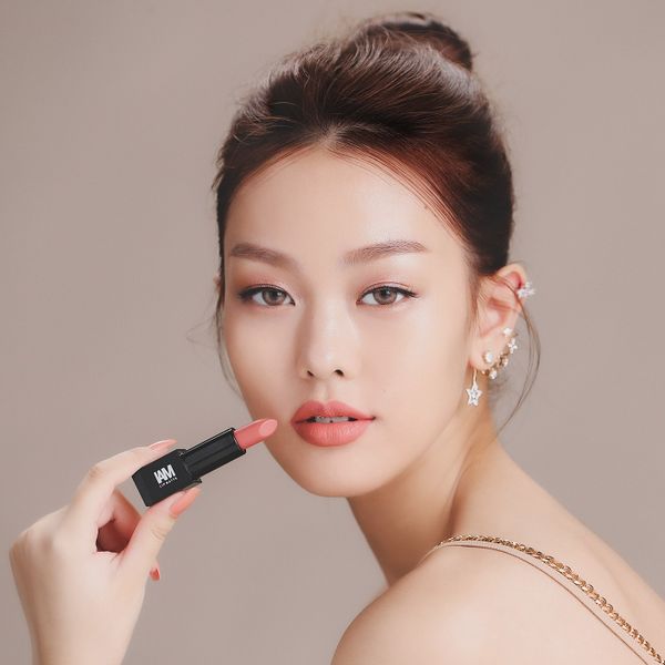  Son thỏi IAM LIP MATTE - Màu Nude Da - IAM SUNNY 712 