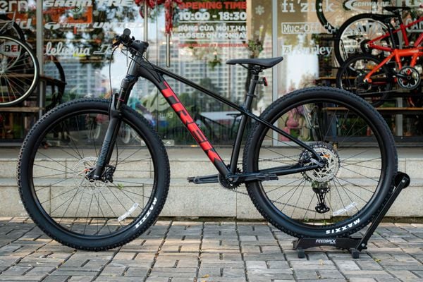 Xe đạp địa hình Trek X-Caliber 9 [2023]