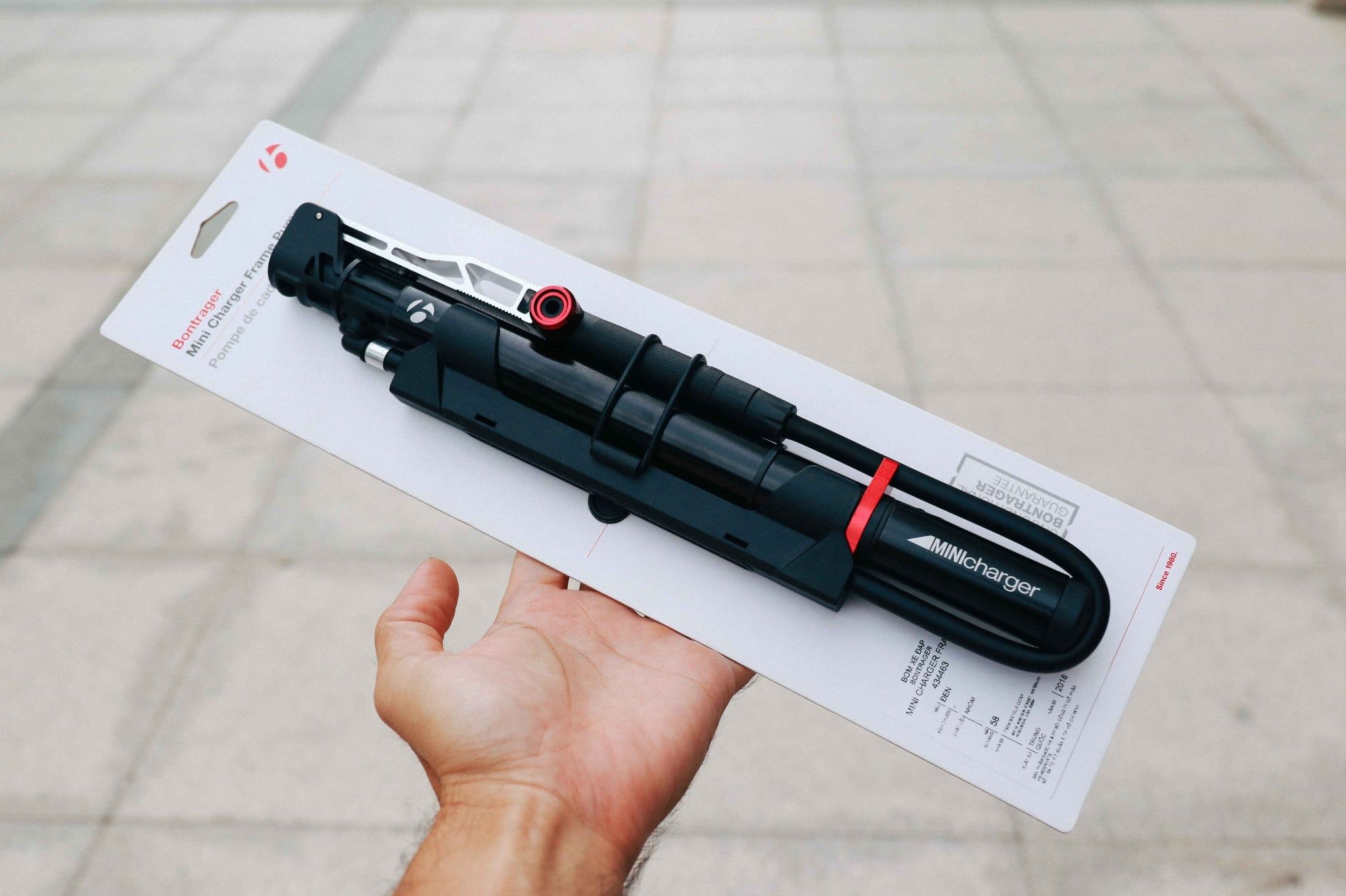 BƠM TAY BONTRAGER MINI CHARGER - CHÍNH 