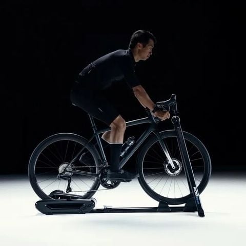 KICKR ROLLR Smart Trainer