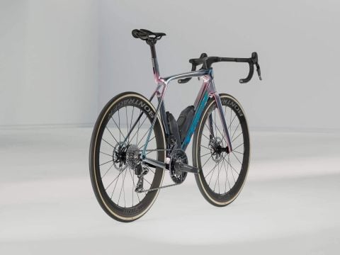 Xe Đạp Đua Project One ICON | Madone SLR 9 AXS Gen 8 Interstella