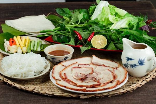 Bánh tráng phơi sương Tây Ninh