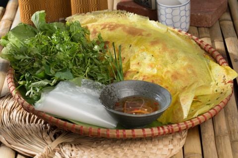 Bánh xèo nhân bò bằm