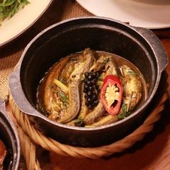 Cá kèo kho rau răm