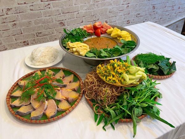 lẩu cá tầm Hà Nội