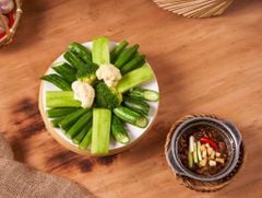 Rau củ tập tàng chấm kho quẹt