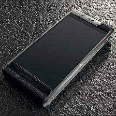 Vertu Aster Quilt Black