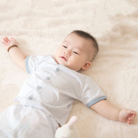 Bộ quần áo sơ sinh ngắn Sọc xanh