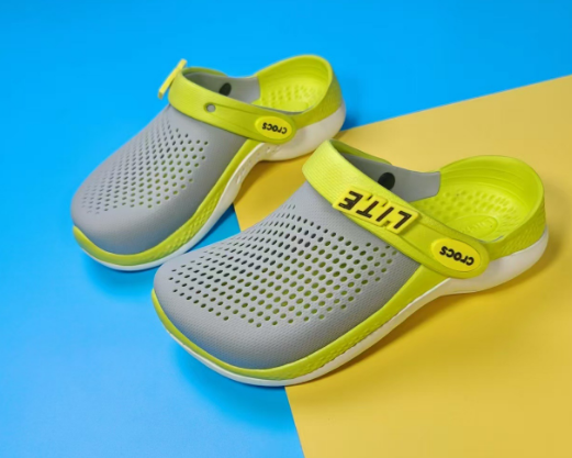  CROCS04- Crocs 