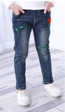  QD542- Quần jeans thêu 