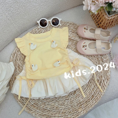  SET202449- Áo + chân váy 