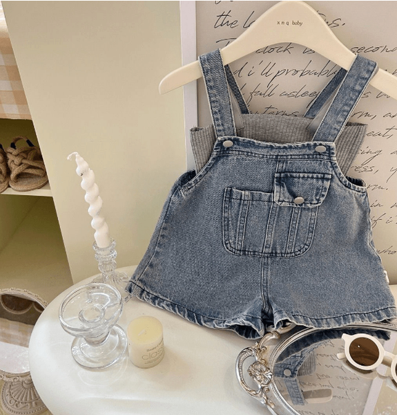  Yem202401- Áo + yếm quần 