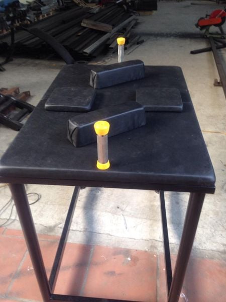 Bàn vật tay Tuấn Vũ, Ban vat tay Tuan Vu, bàn vật tay, ban vat tay