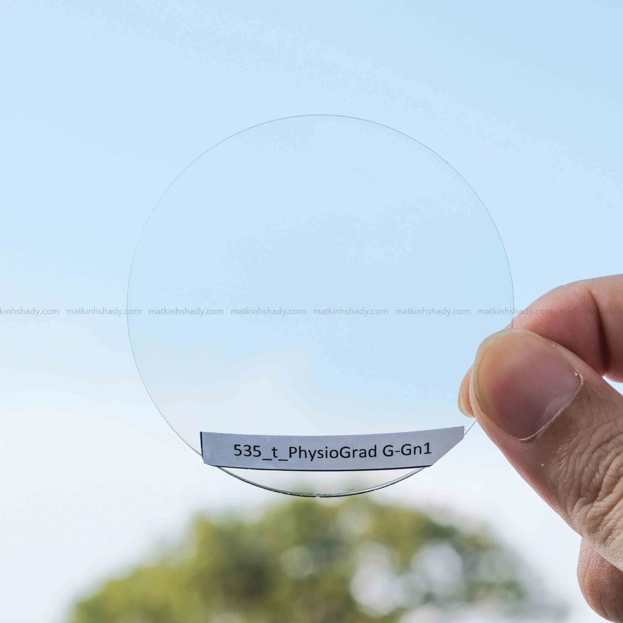  Tròng Kính Râm Cận Essilor Suntints Blue UV MaxAz 