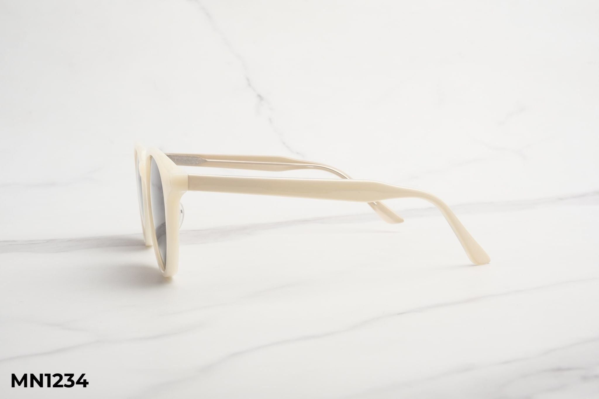  Kính Mát MN1234 