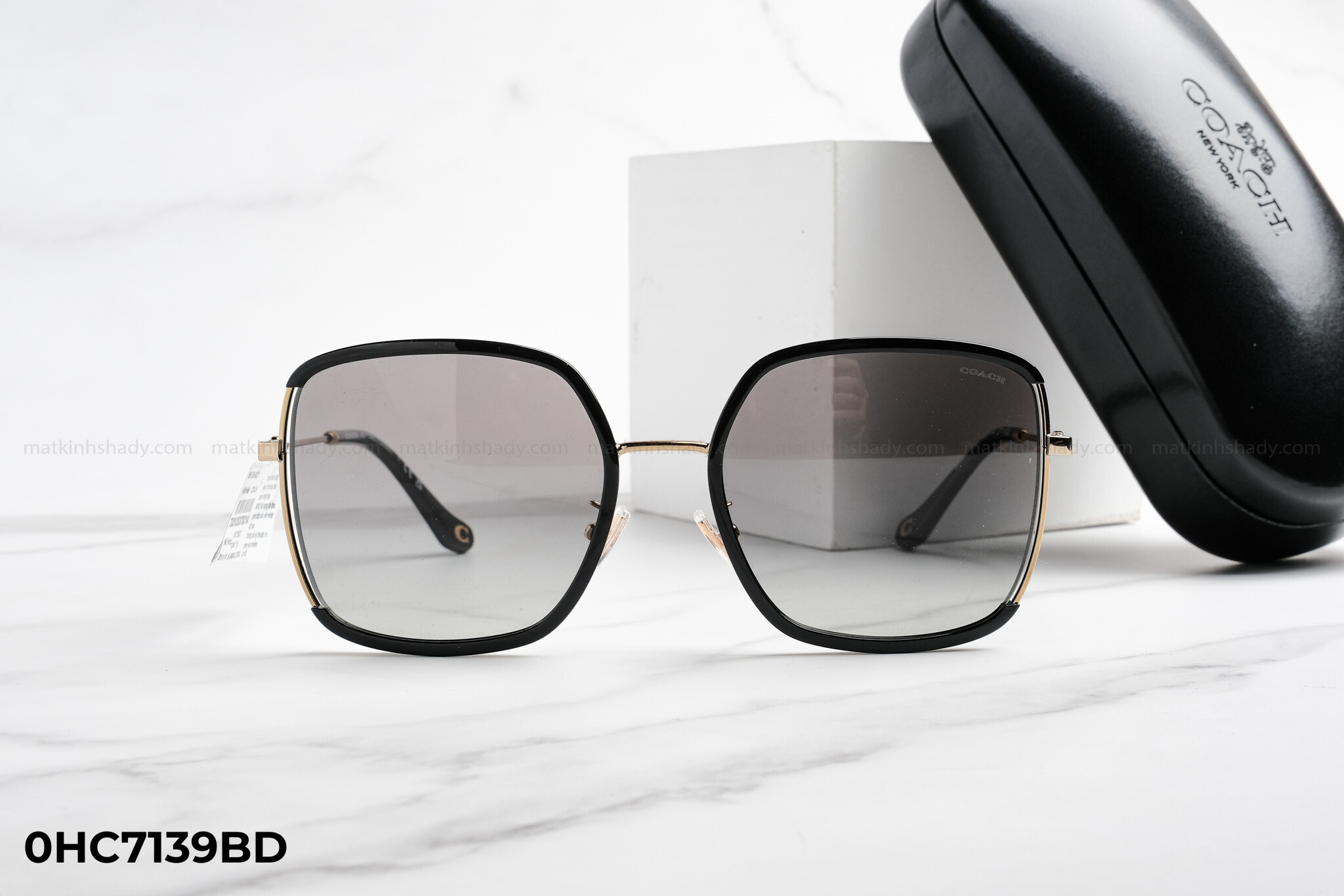  Coach Eyewear - Sunglasses - 0HC7139BD 