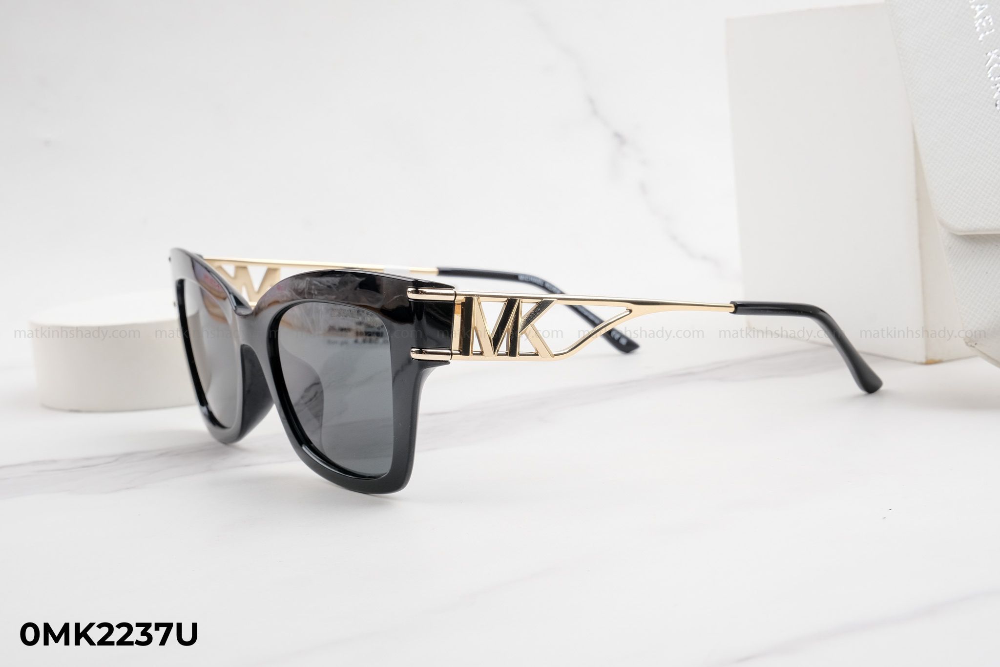 【送料&関税込】Michael Kors 0mk2237u Sunglasses Michael Kors Eyewear - Sunglasses - 0MK2237U