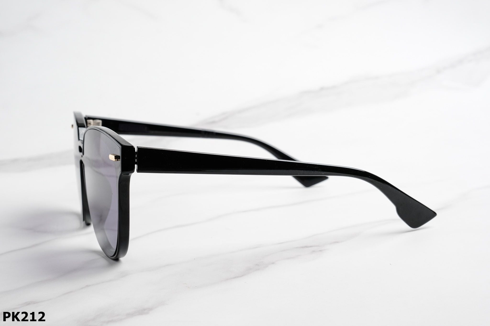  Kính Mát PK212 