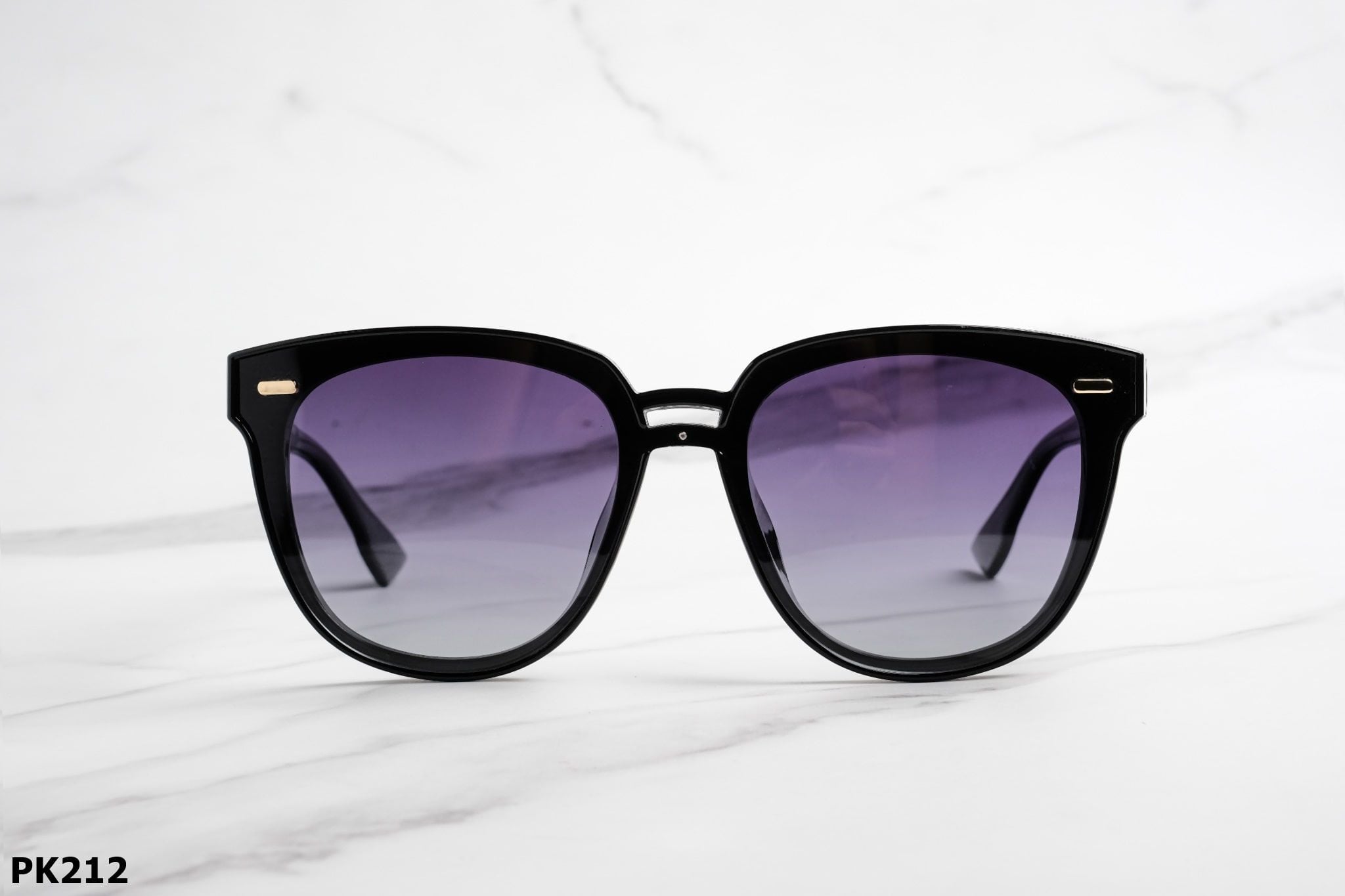  Kính Mát PK212 