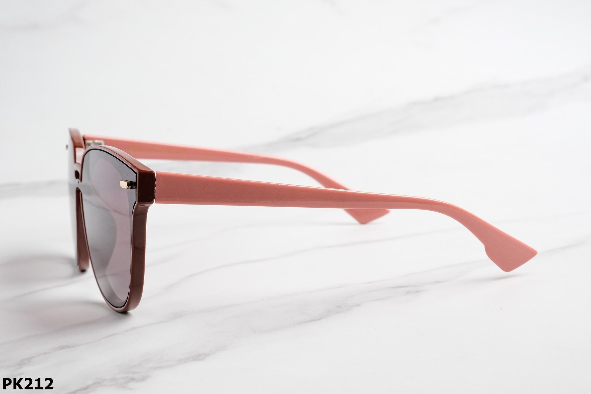  Kính Mát PK212 