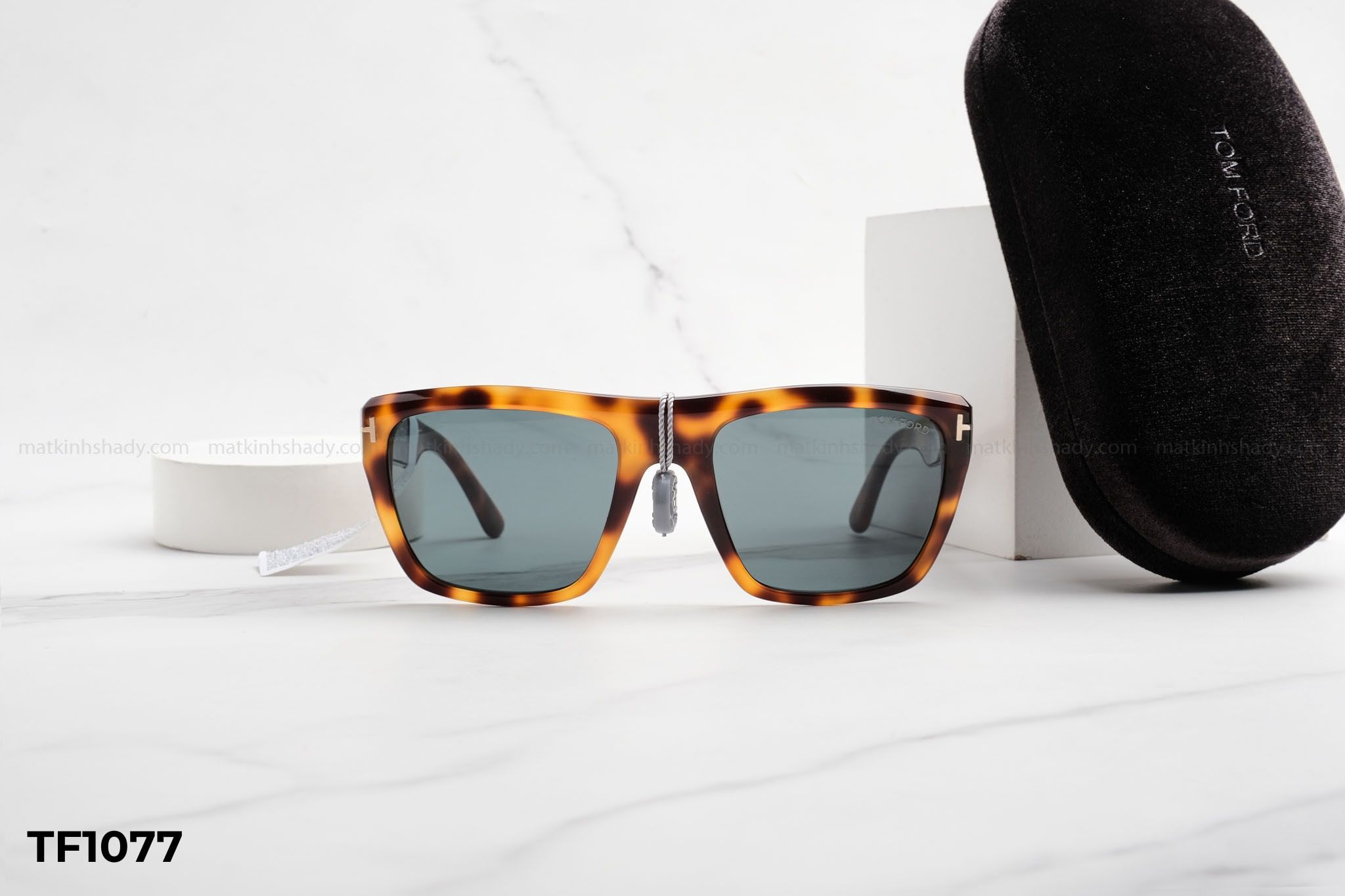  Tom Ford Eyewear - Sunglasses - TF1077 
