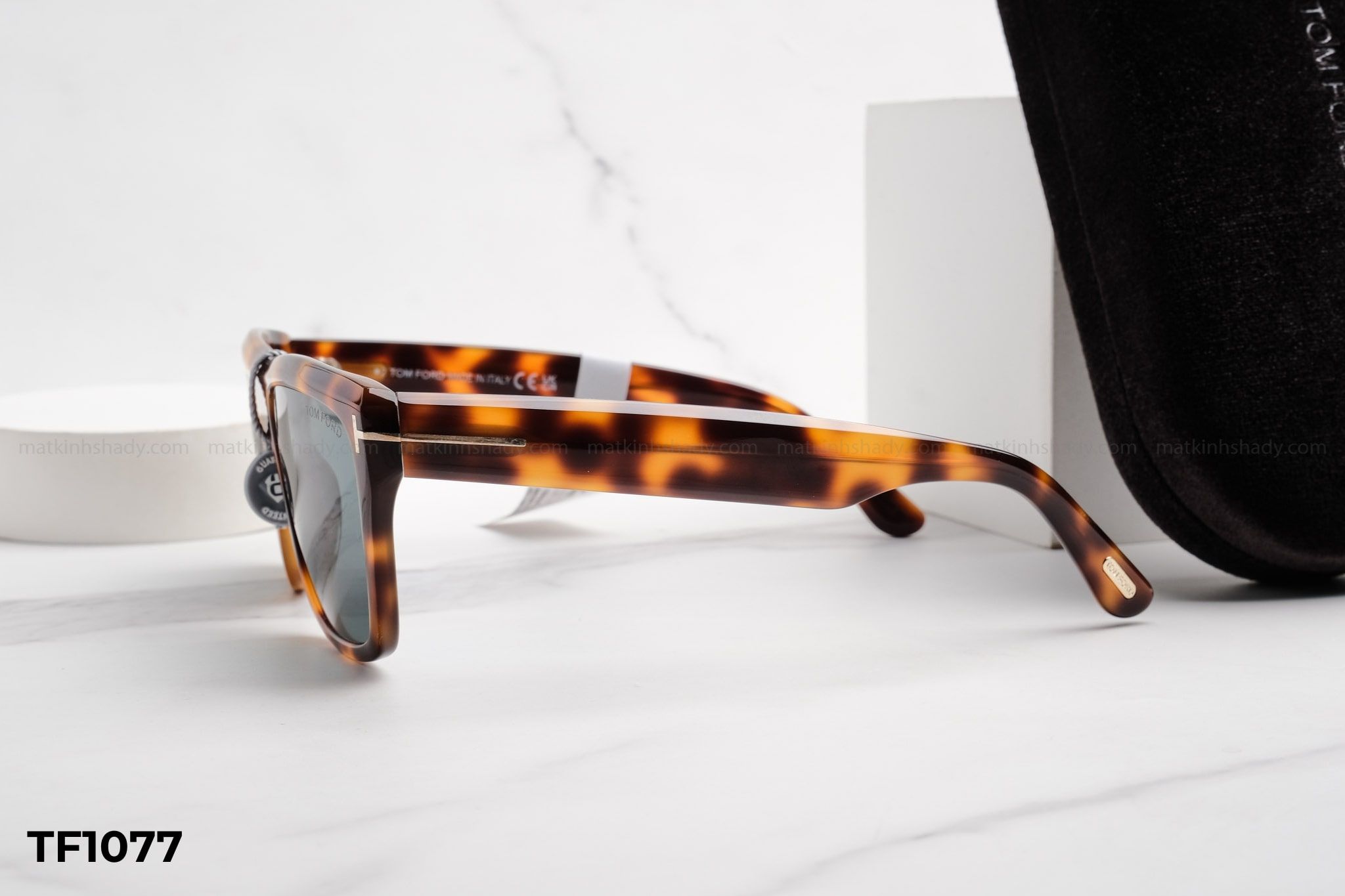 Tom Ford Eyewear - Sunglasses - TF1077 