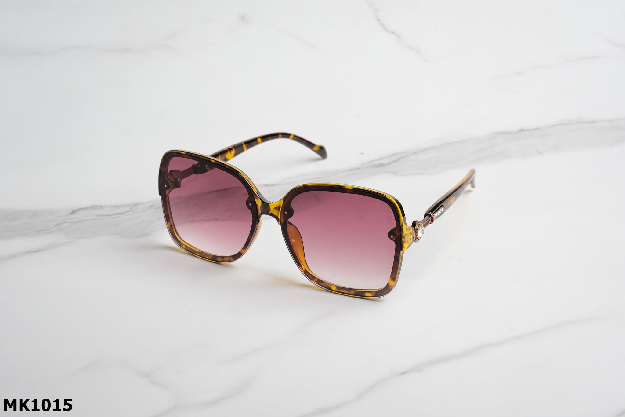  Kính Mát MK1015 