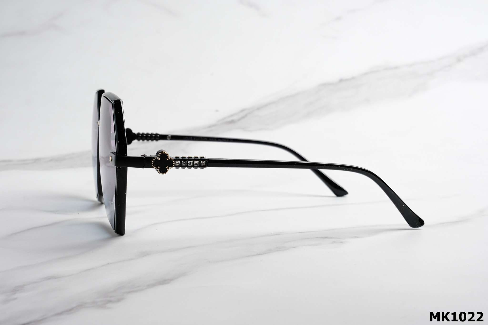  Kính Mát MK1022 